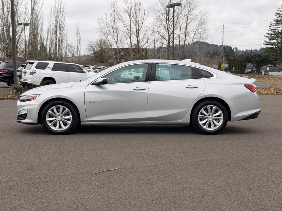 2019 Chevrolet Malibu LT - Image 4