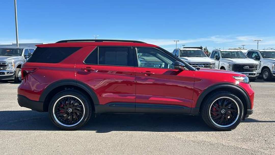 2022 Ford Explorer ST - Image 2