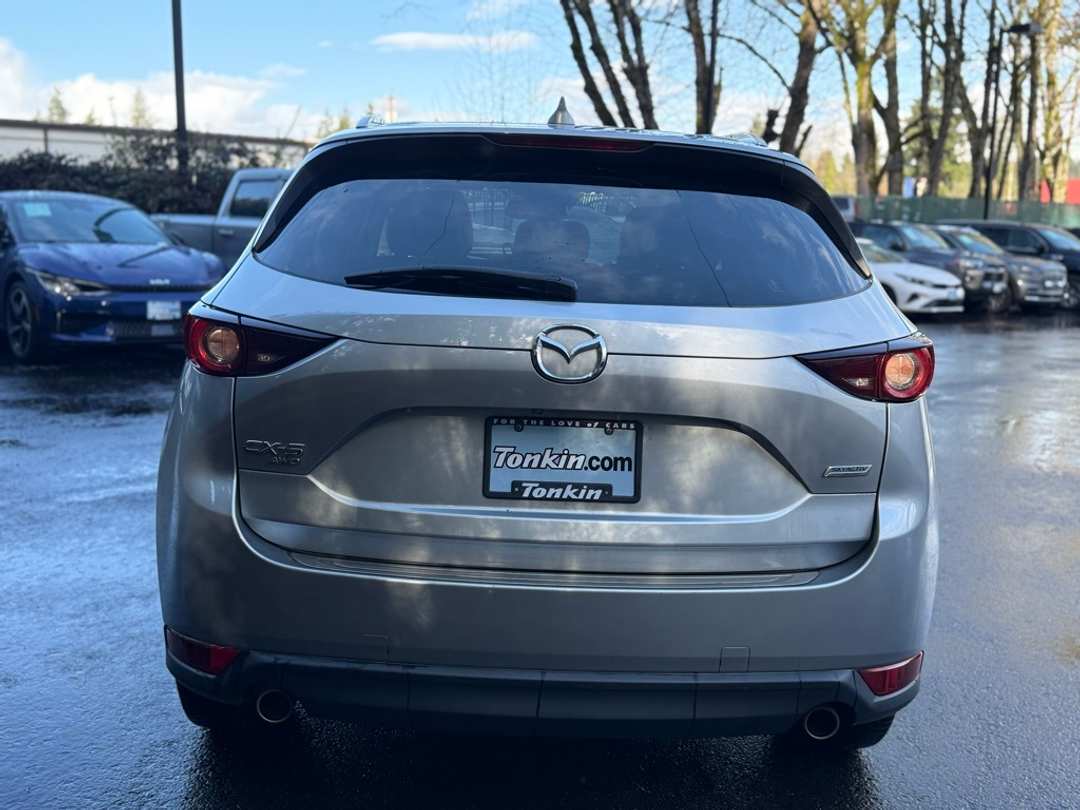 2018 MAZDA CX-5 Touring - Image 11