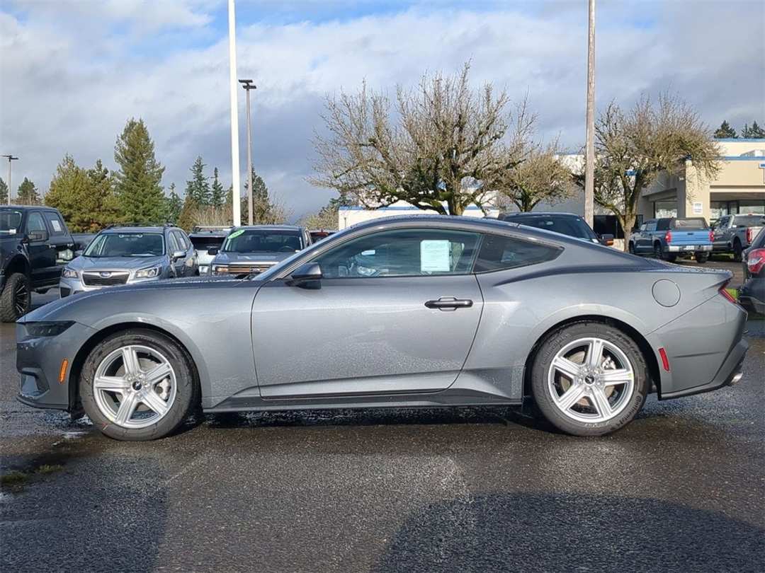 2026 Ford Mustang EcoBoost - Image 2