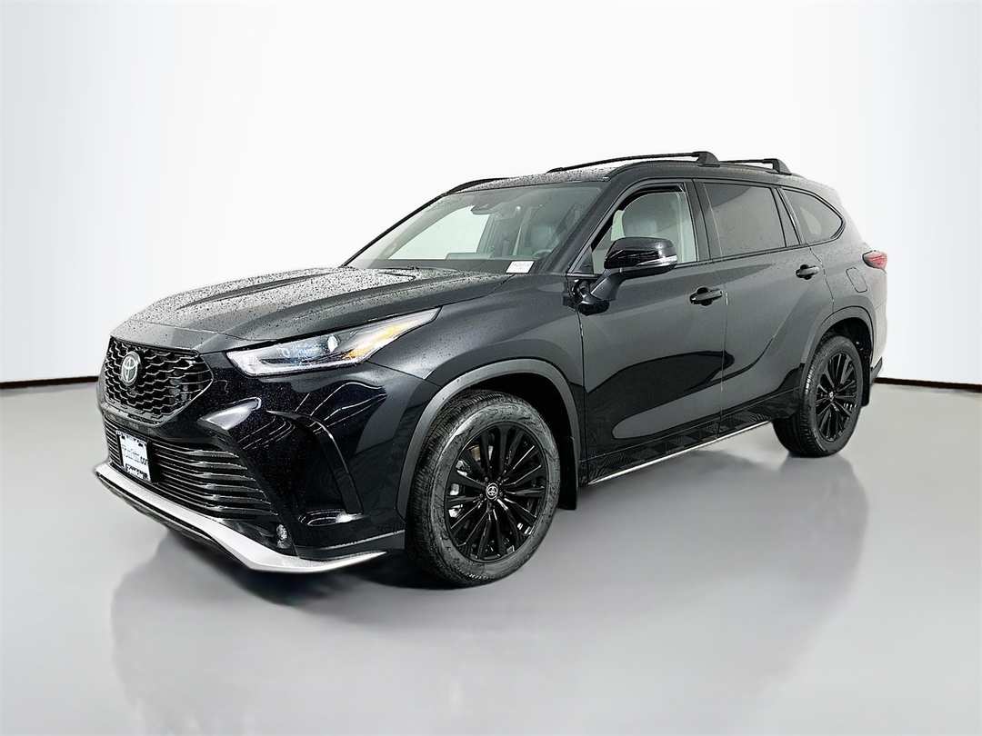 2026 Toyota Highlander XSE - Image 3