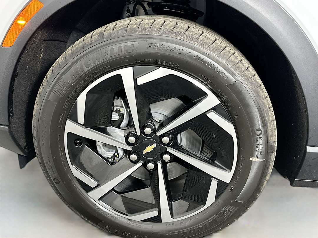 2026 Chevrolet Equinox Ev LT - Image 30