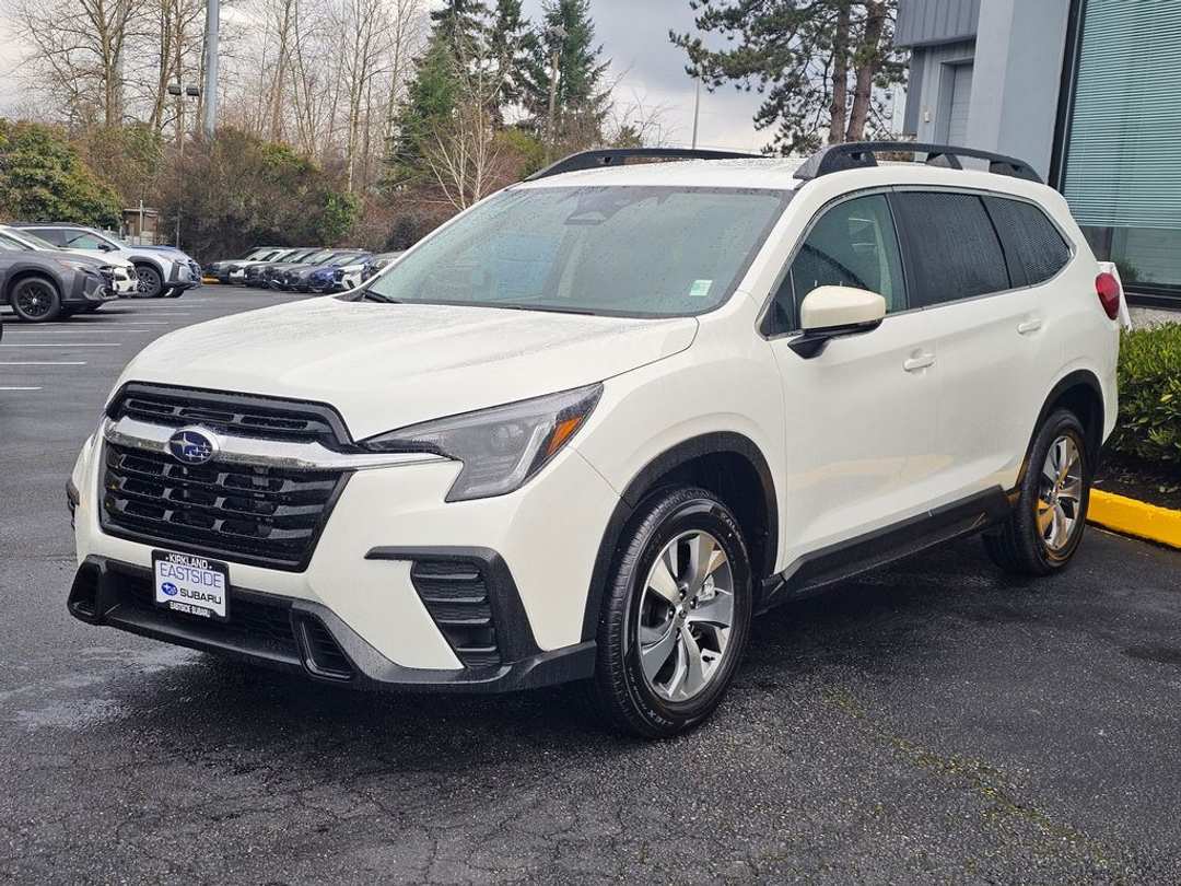 2025 Subaru Ascent Premium - Image 3