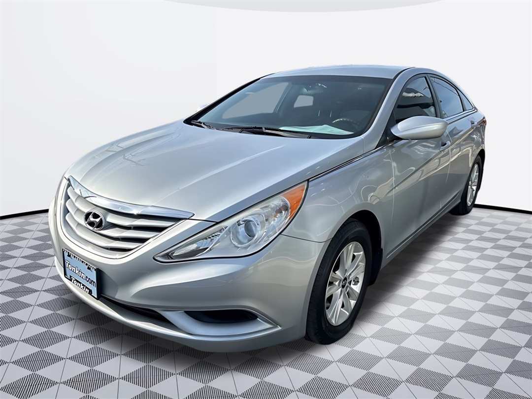 2012 Hyundai Sonata GLS - Image 7