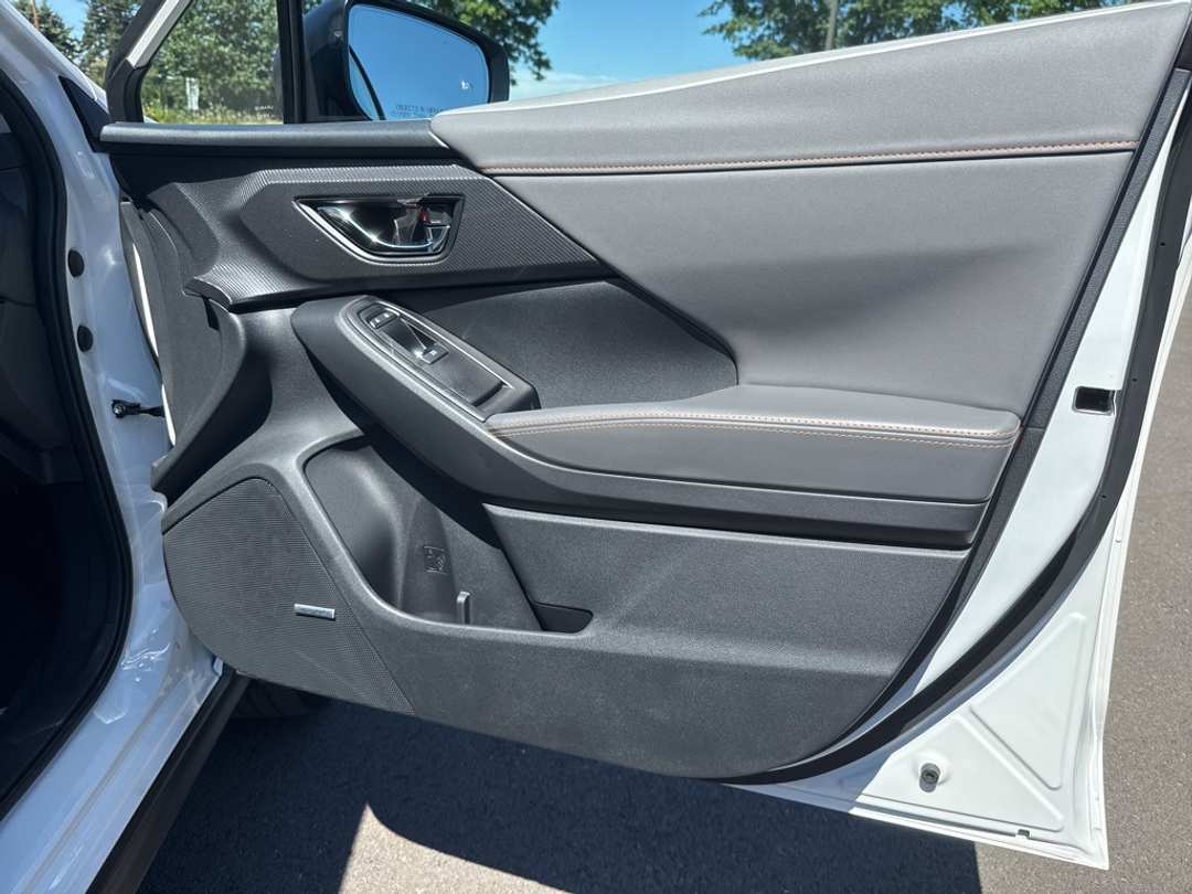 2025 Subaru Crosstrek Limited - Image 41