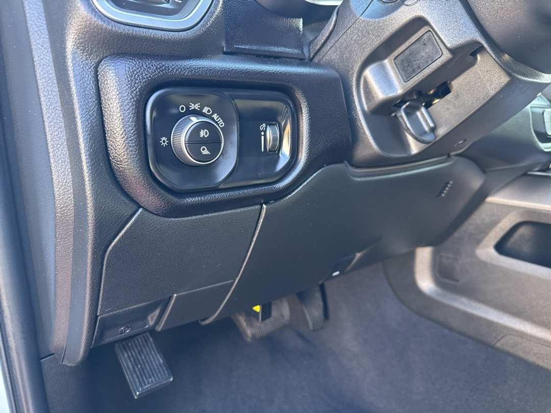 2025 Ram 2500 Big Horn - Image 16