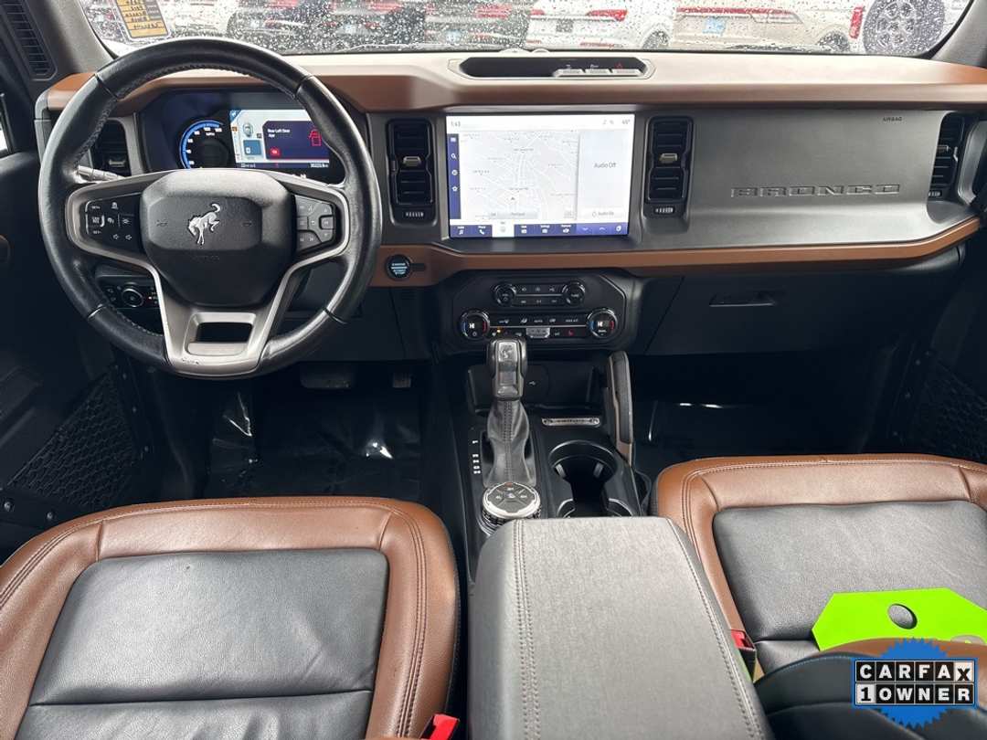 2024 Ford Bronco Outer Banks - Image 42