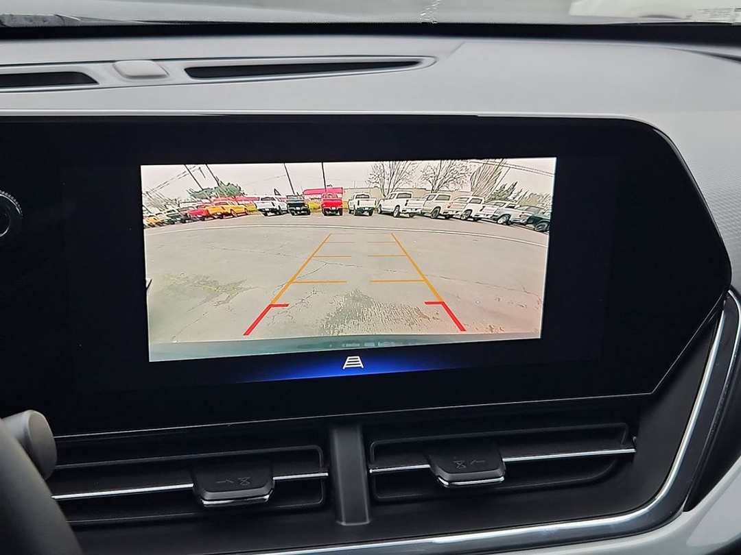 2025 Chevrolet Trax LT - Image 19