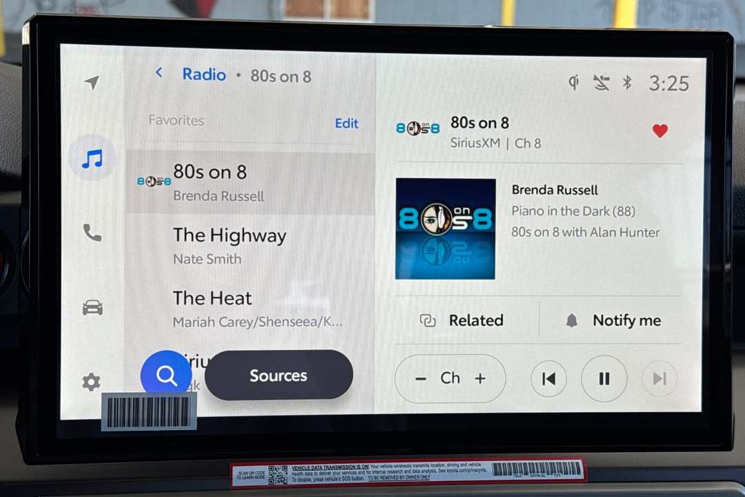 2025 Toyota Tacoma TRD Off Road - Image 17