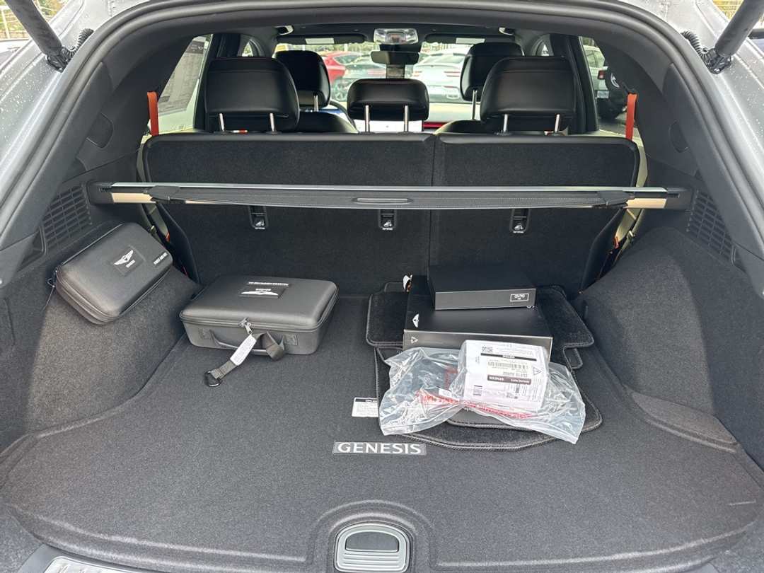 2026 Genesis Gv70 3.5T Sport Advanced - Image 12