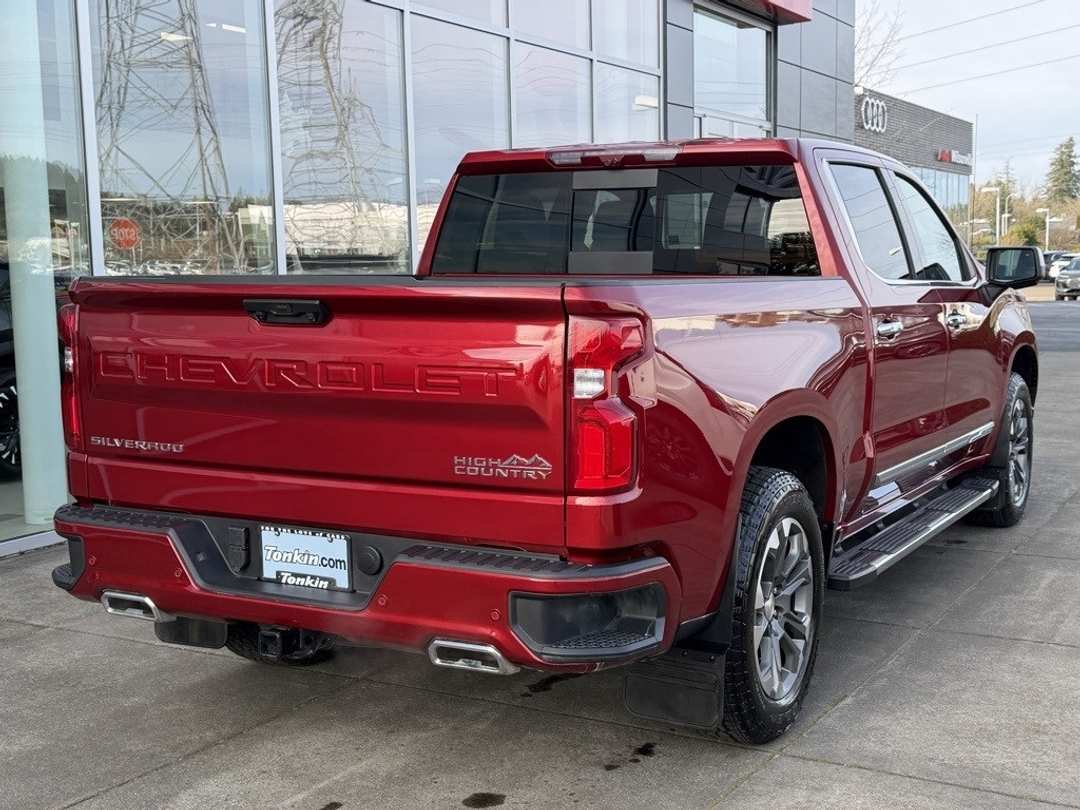 2025 Chevrolet Silverado 1500 High Country - Image 7