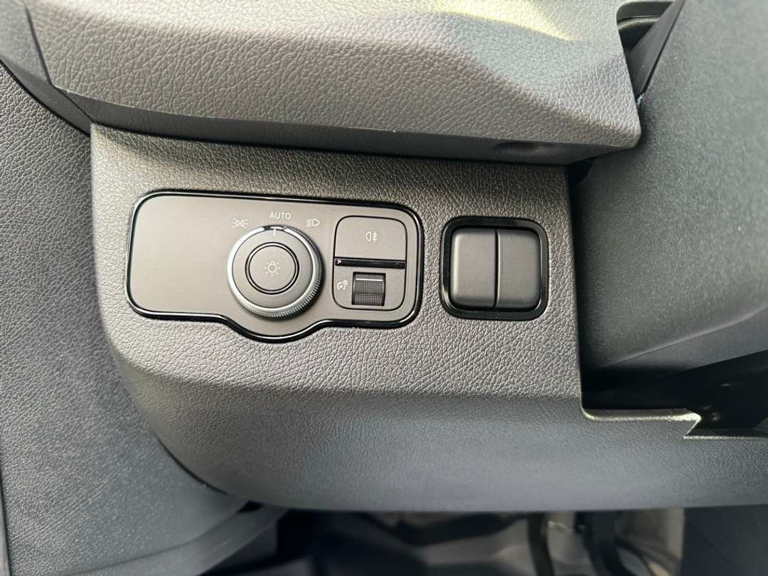 2024 Mercedes-Benz Sprinter 3500 Cargo 144 WB - Image 24