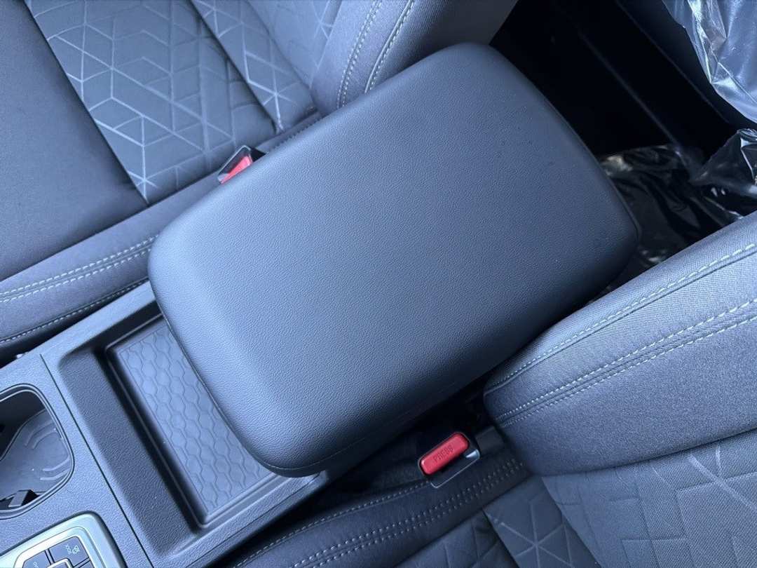 2026 Nissan Frontier SV - Image 24