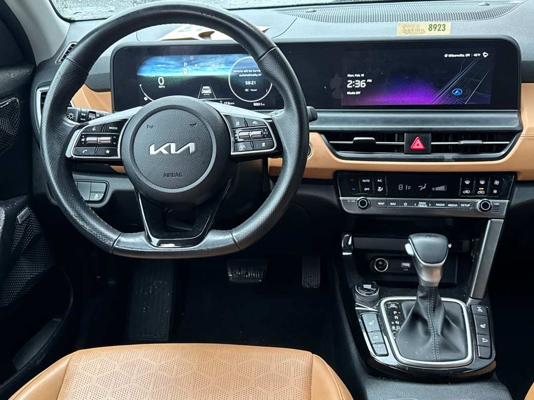 2024 Kia Seltos SX - Image 13