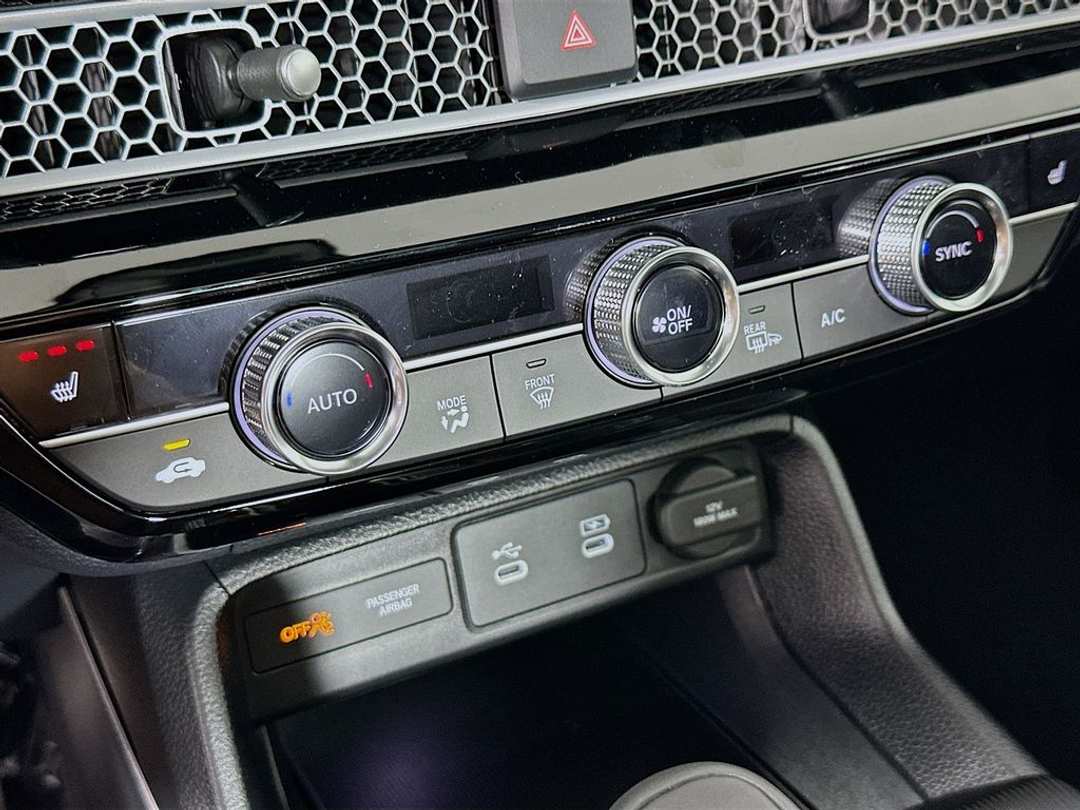 2026 Honda Civic Sport - Image 15