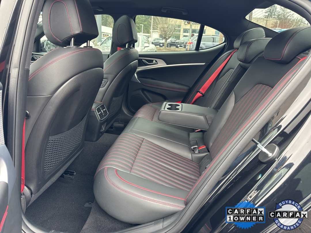 2023 Genesis G70 2.0T - Image 34