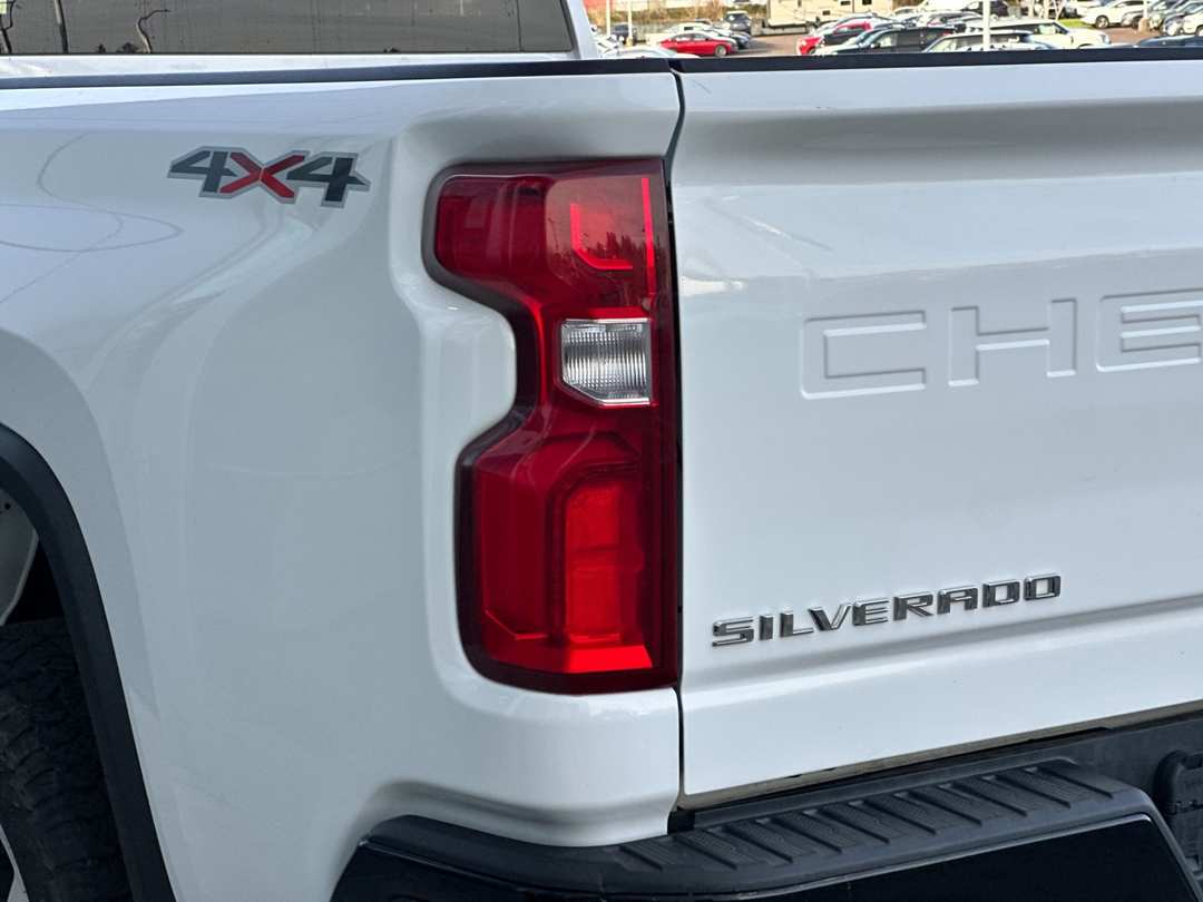 2021 Chevrolet Silverado 2500Hd Custom - Image 23