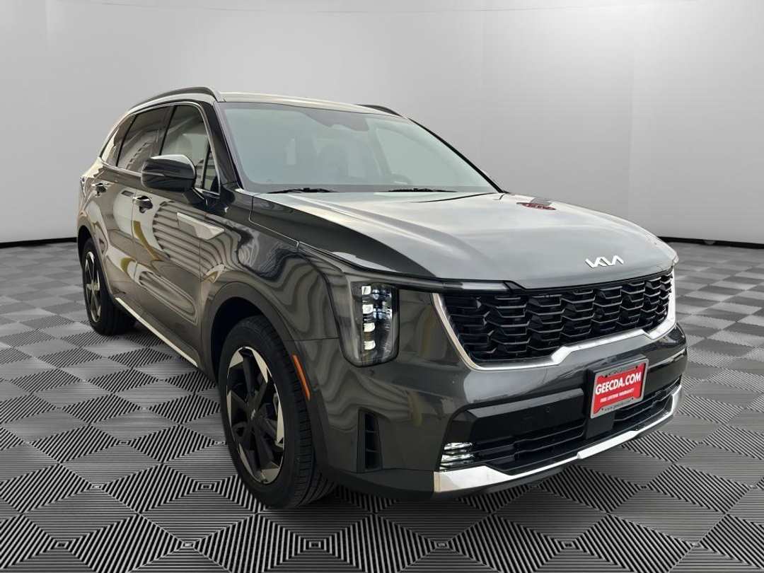 2026 Kia Sorento EX - Image 3