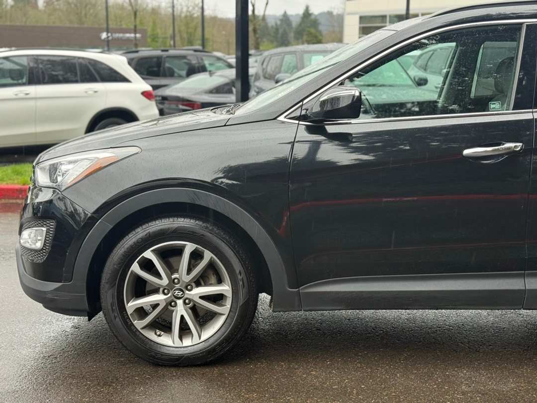 2014 Hyundai Santa Fe Sport 2.0T - Image 3