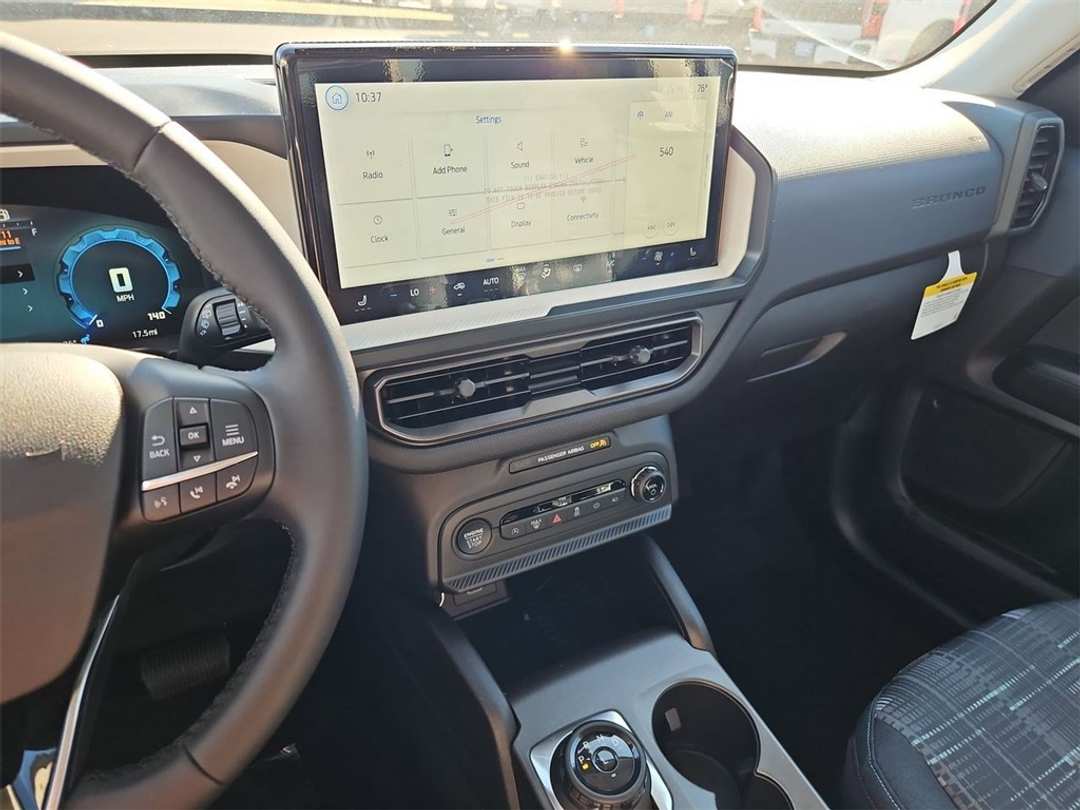 2025 Ford Bronco Sport Heritage - Image 18