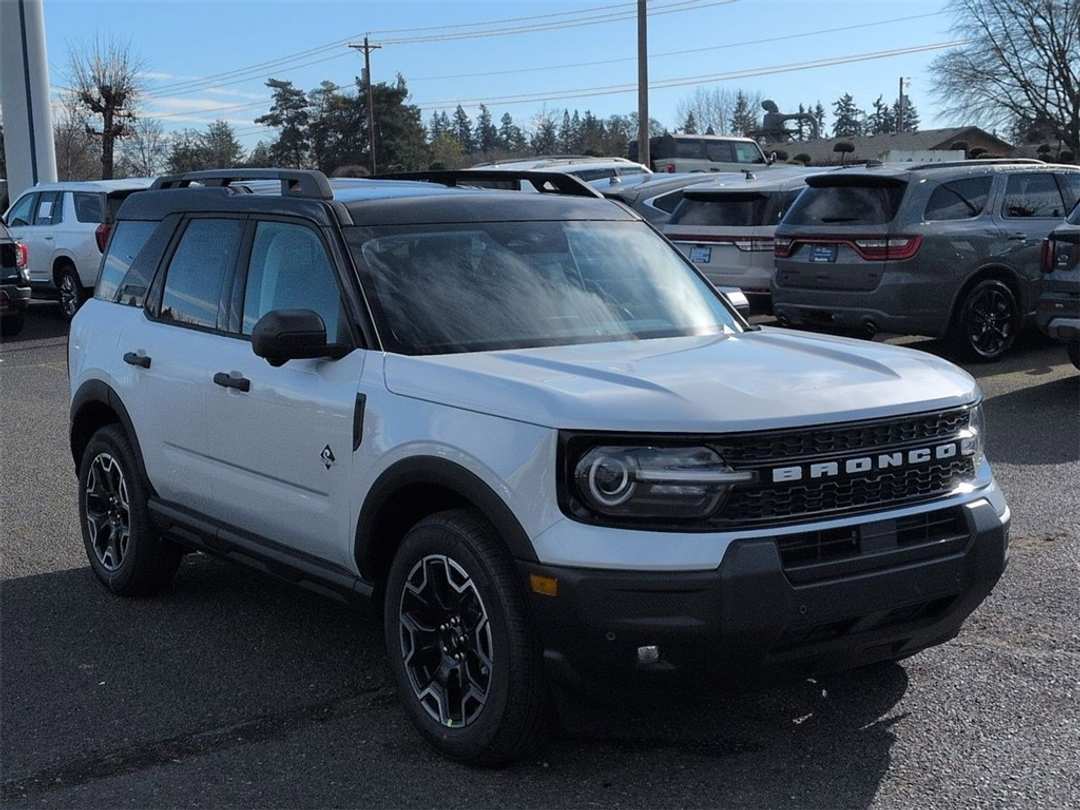 2026 Ford Bronco Sport Outer Banks - Image 7