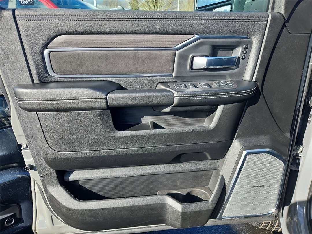 2026 Ram 3500 Laramie - Image 10