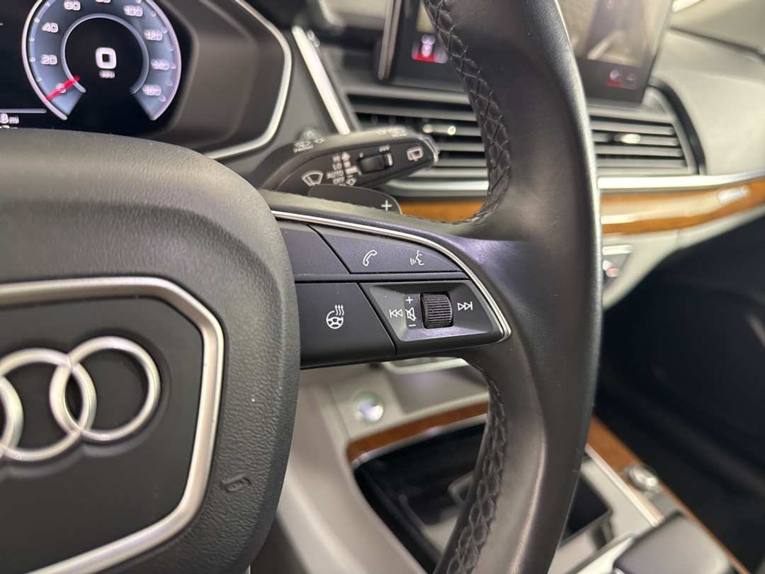 2022 Audi Q5 45 S line Premium - Image 32