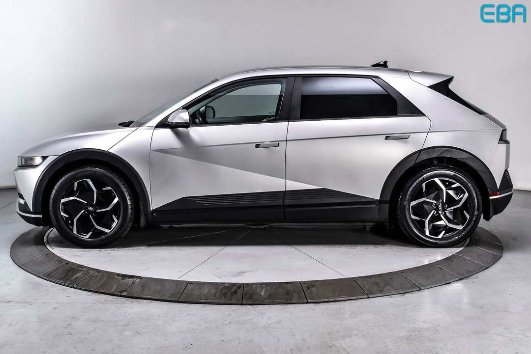 2023 Hyundai Ioniq 5 SEL - Image 3