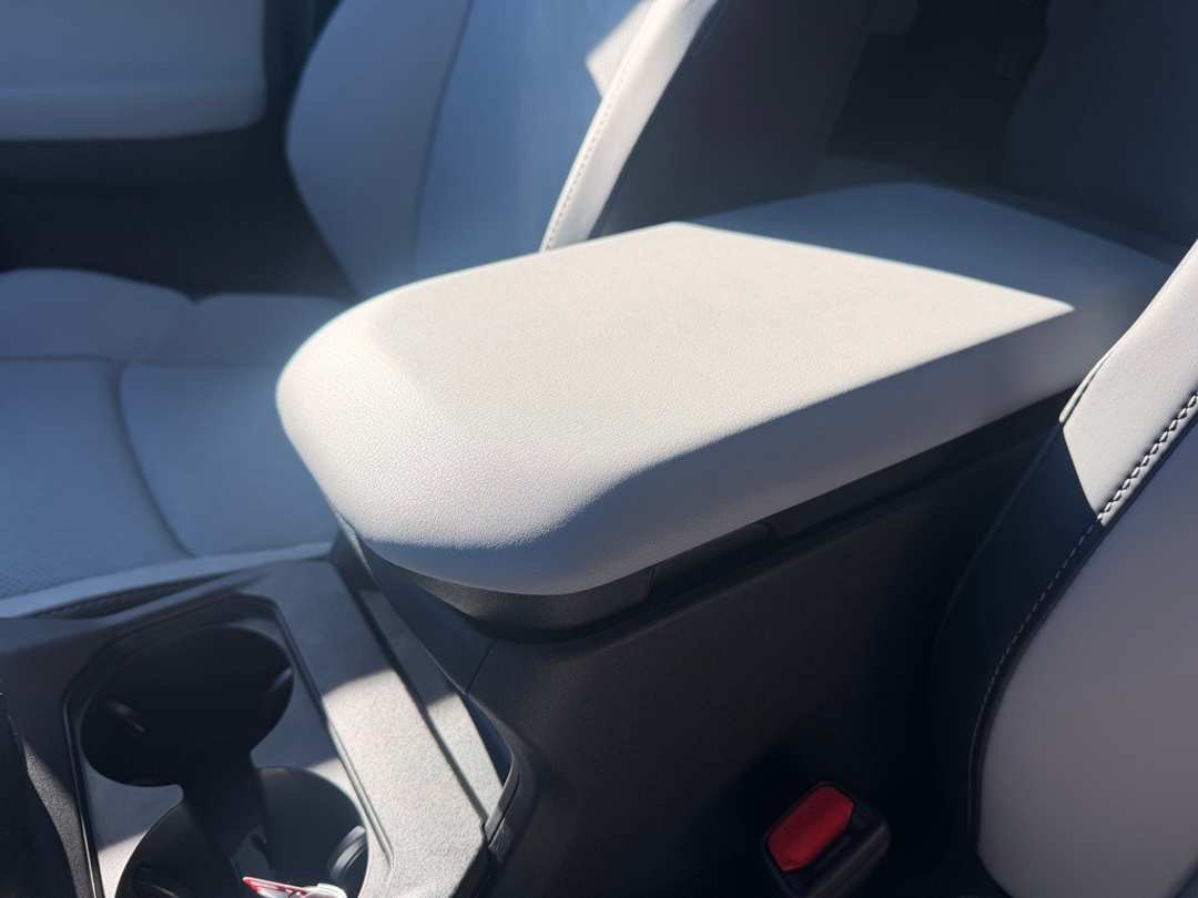 2026 Subaru Solterra Premium - Image 35