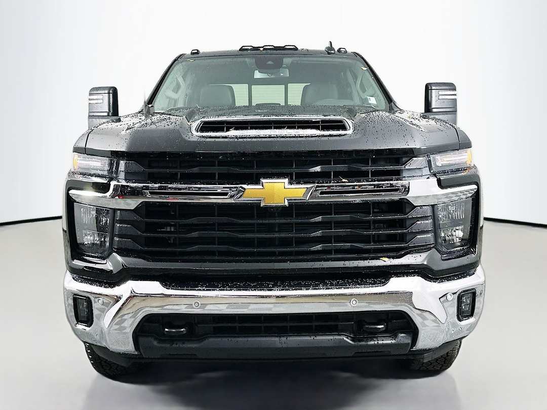 2025 Chevrolet Silverado 2500Hd LT - Image 2