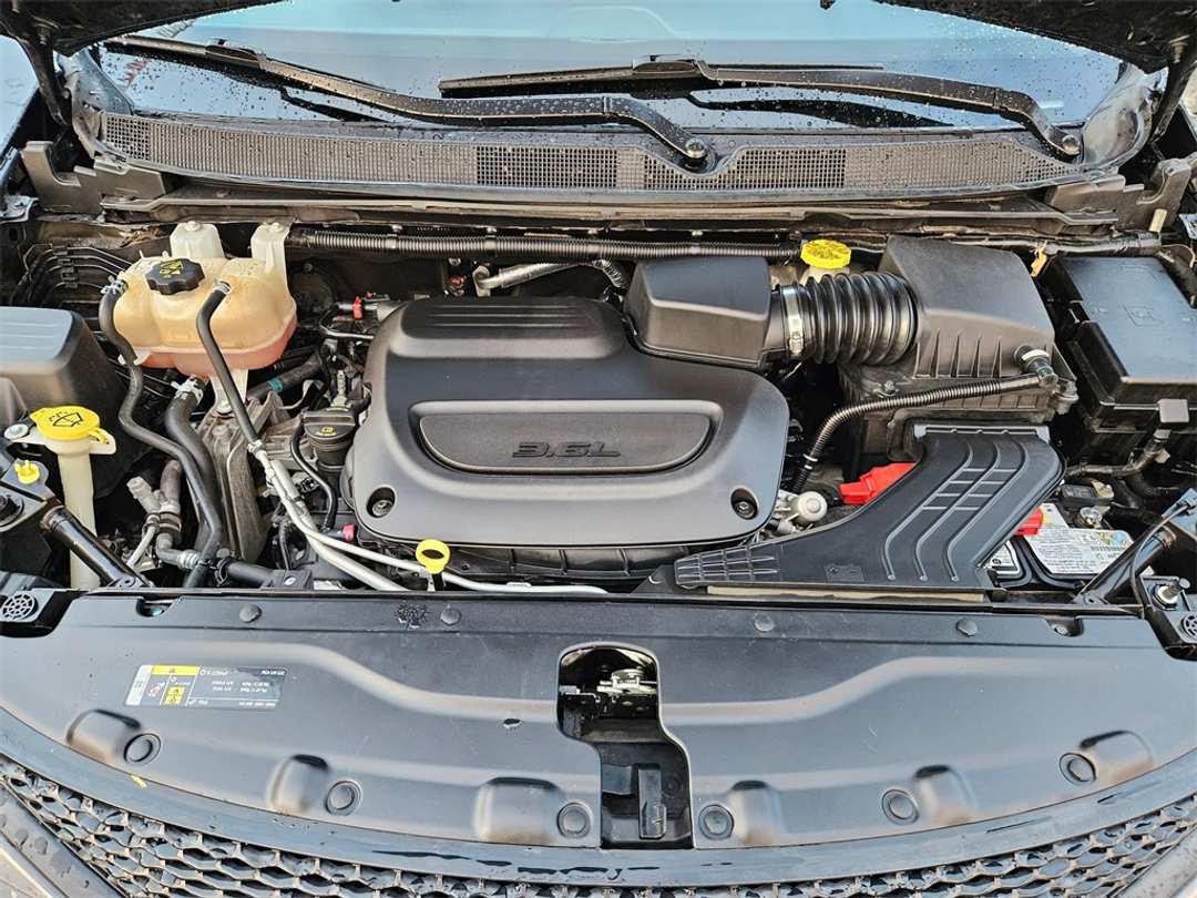2021 Chrysler Voyager L - Image 38