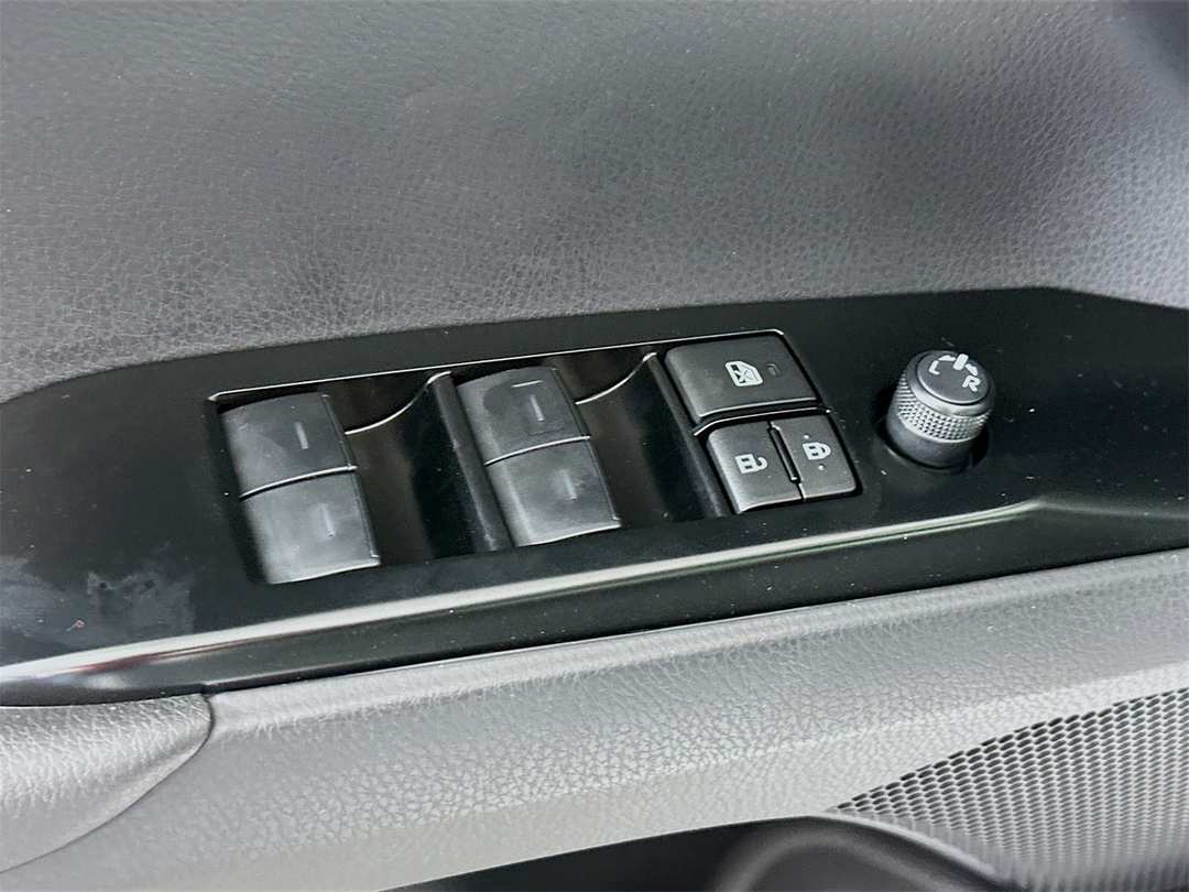 2026 Toyota Camry SE Nightshade - Image 18