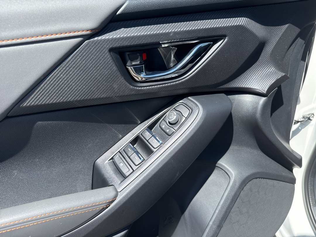 2025 Subaru Crosstrek Limited - Image 23