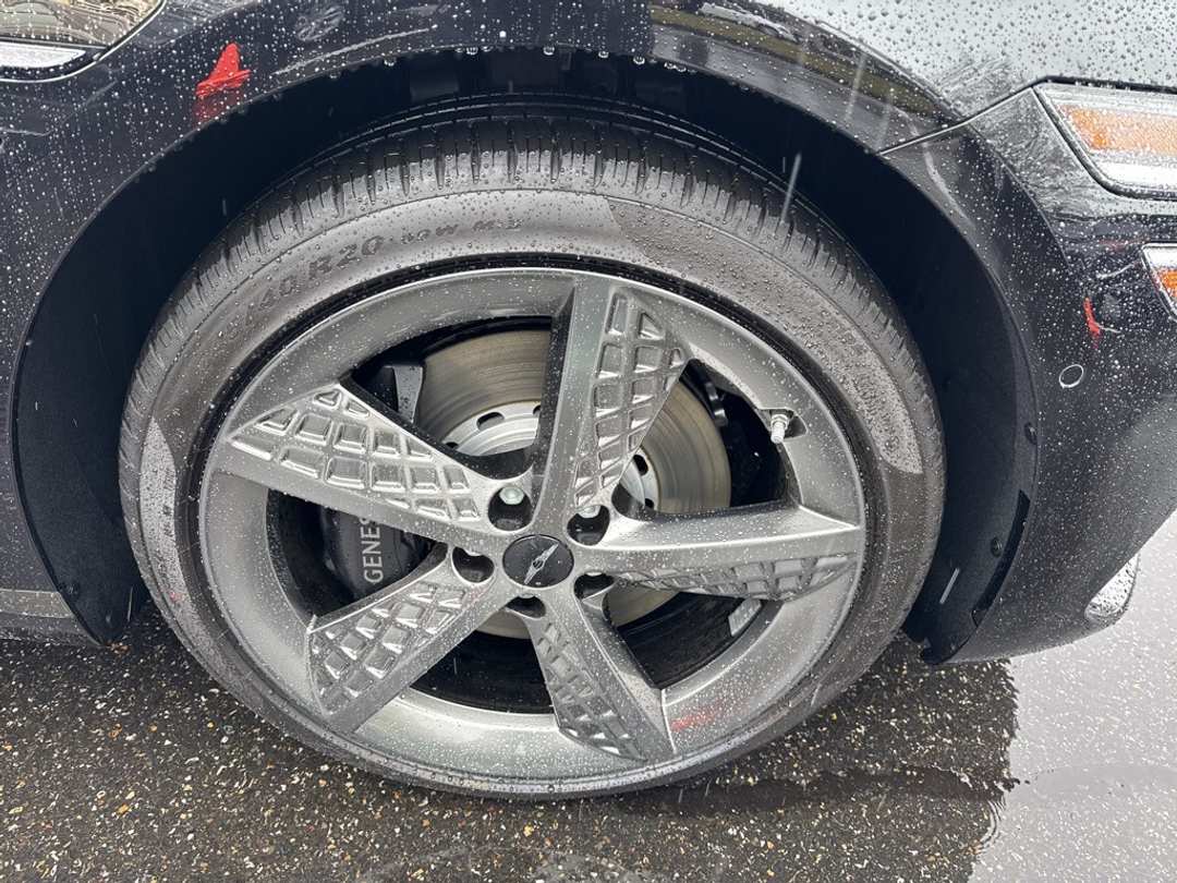 2025 Genesis G80 3.5T - Image 9