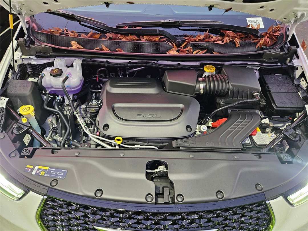 2026 Chrysler Pacifica Select - Image 40