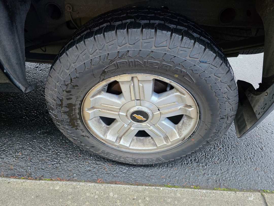 2013 Chevrolet Silverado 1500 LT - Image 9