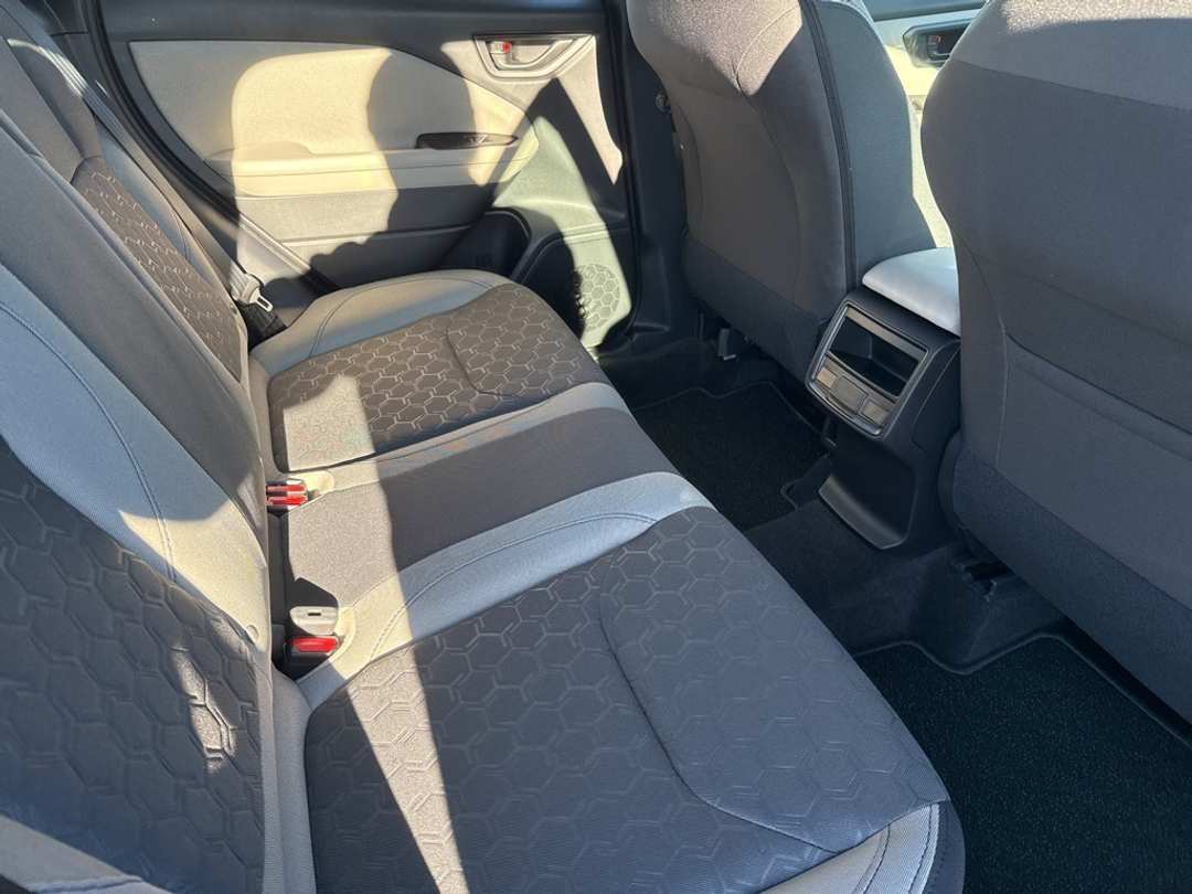 2026 Subaru Forester Base - Image 22