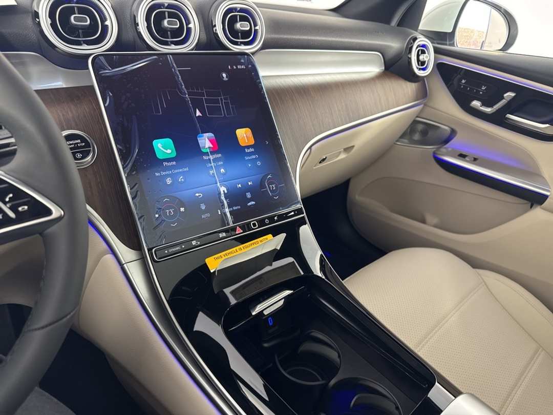 2026 Mercedes-Benz GLC GLC 300 - Image 36