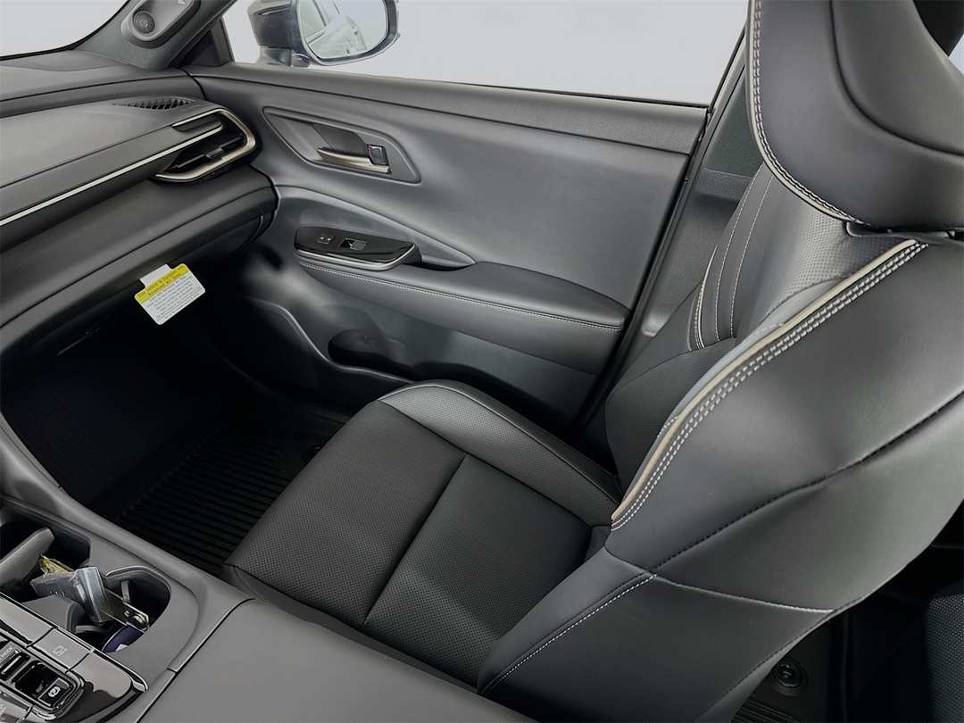 2026 Toyota Crown Platinum - Image 25