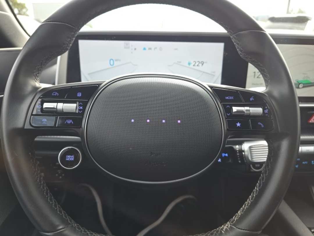 2024 Hyundai Ioniq 6 SE - Image 10