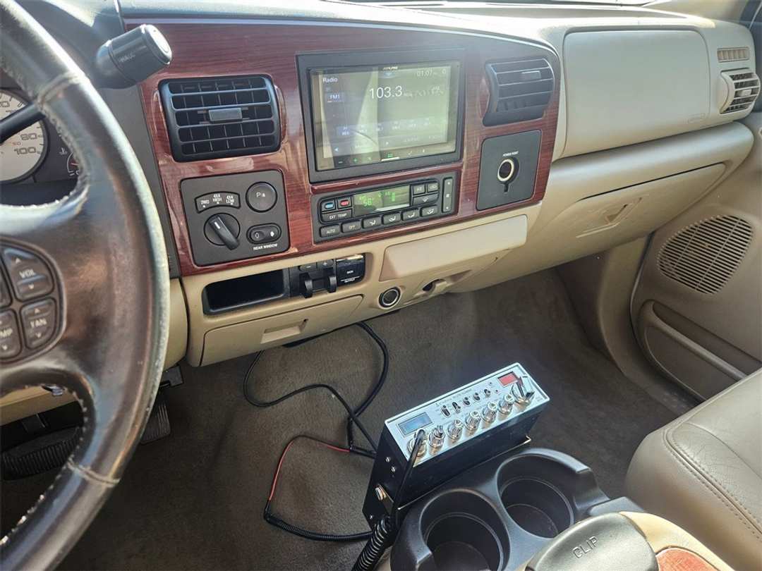 2006 Ford F-250Sd Lariat - Image 19