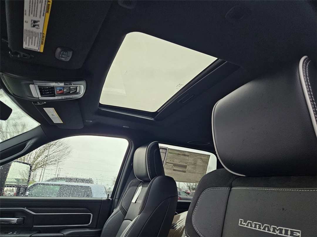 2026 Ram 3500 Laramie - Image 26