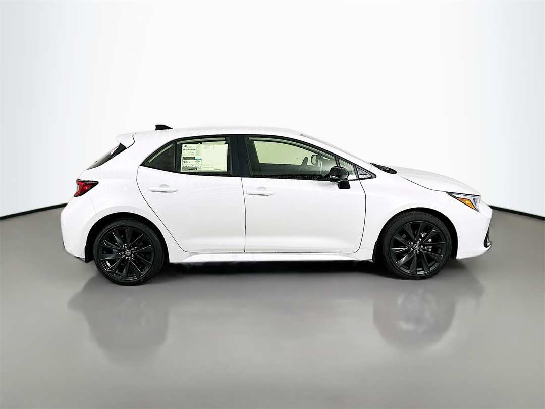 2026 Toyota Corolla XSE - Image 8