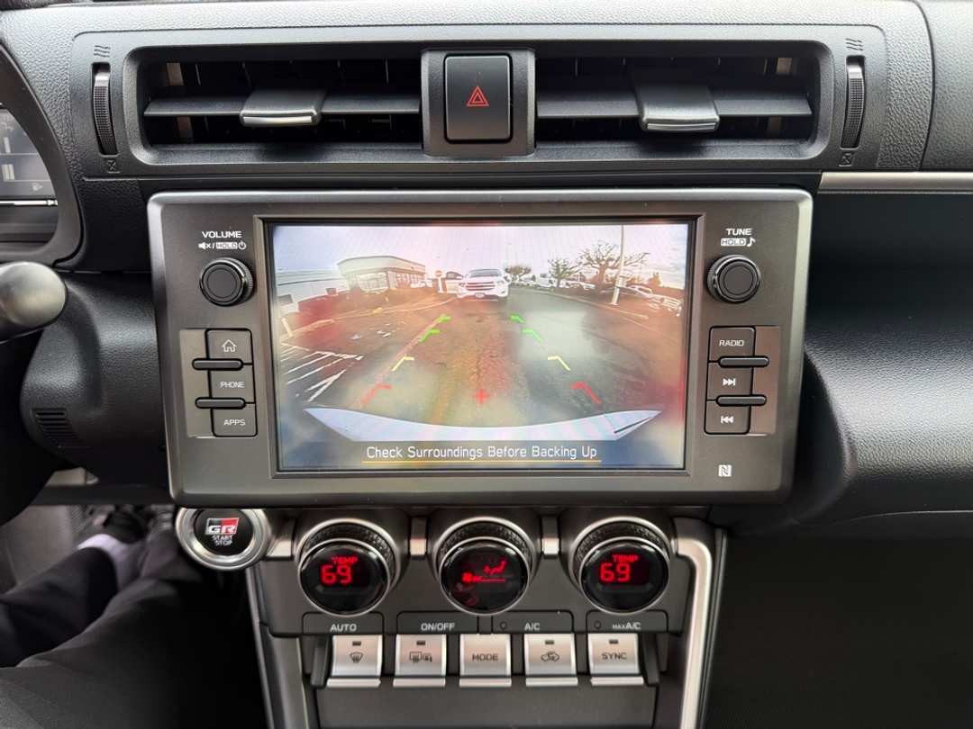 2024 Toyota Gr86 Premium - Image 21