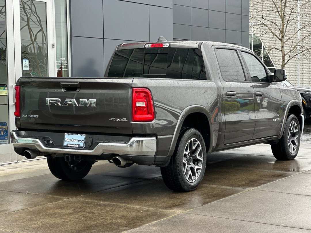 2025 Ram 1500 Laramie - Image 3