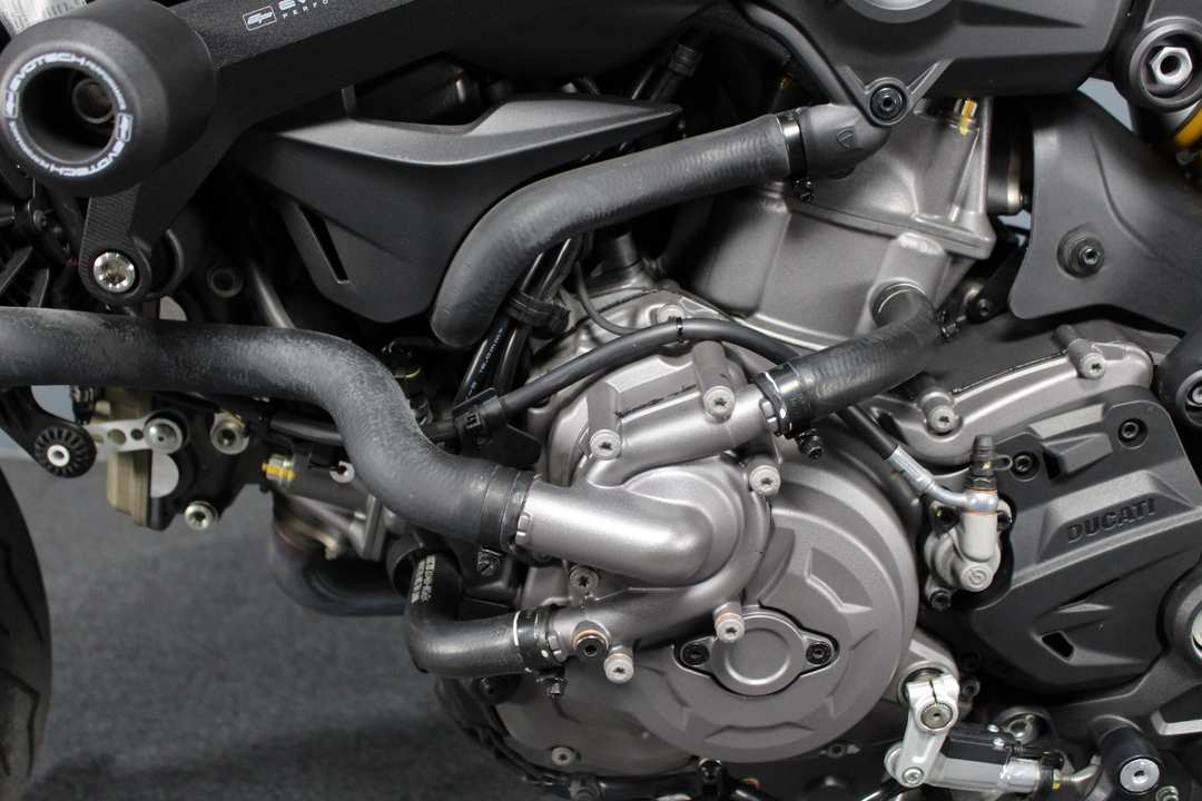 2021 Ducati Monster + - Image 13