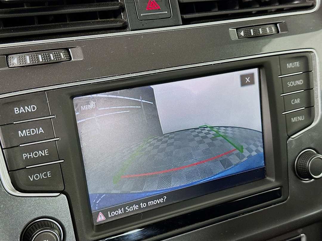 2017 Volkswagen Golf Alltrack TSI S - Image 14