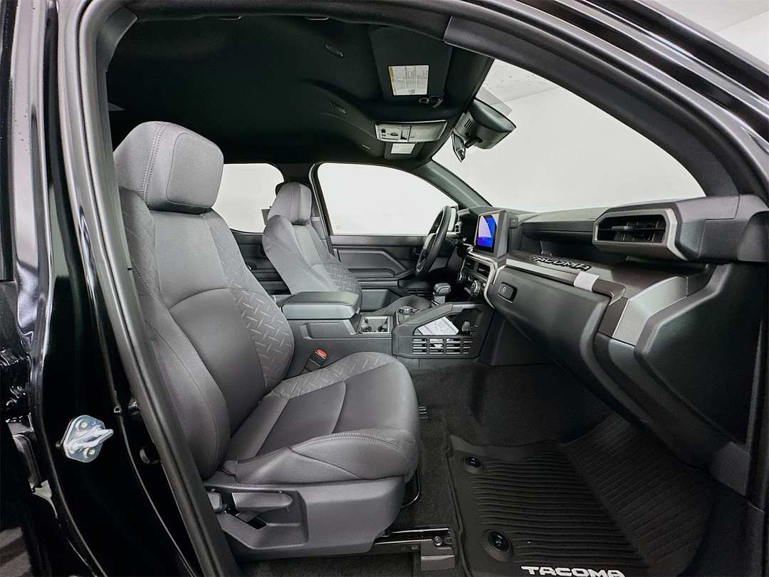 2025 Toyota Tacoma SR5 - Image 26