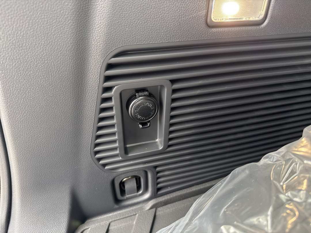 2025 Subaru Ascent Onyx Edition Touring - Image 27