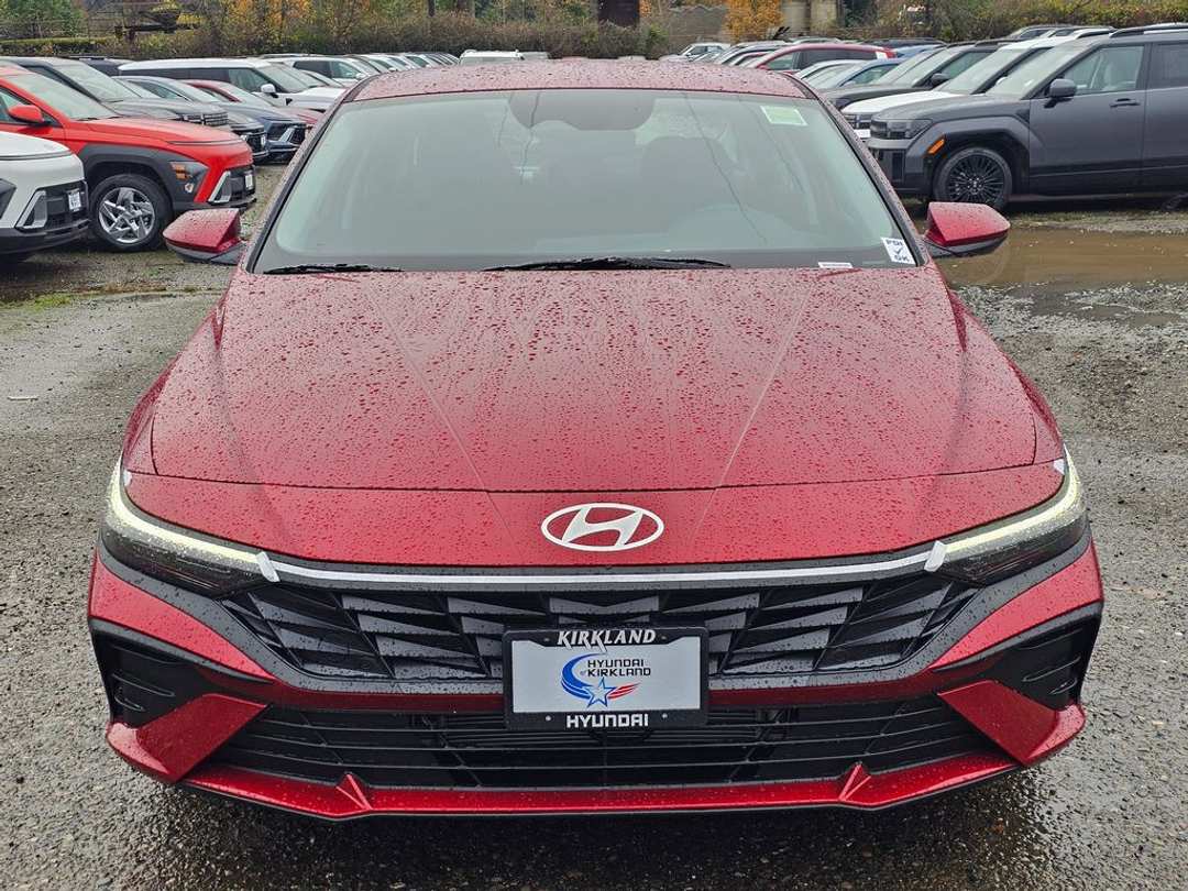 2026 Hyundai Elantra Blue - Image 2